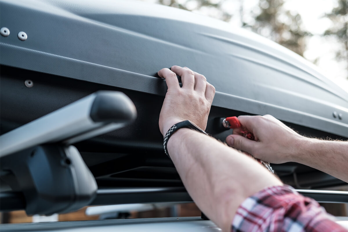 Dachbox eines PKW