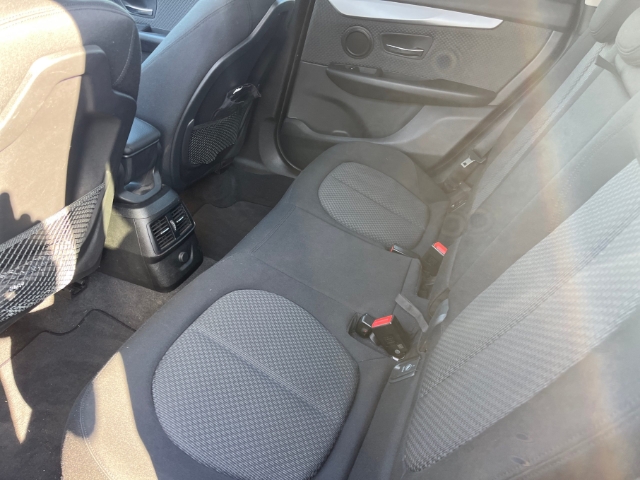 BMW 218 Active Tourer d TourerNavi LED ACC SHZ Fahrerprofil LenkradHZG Keyless