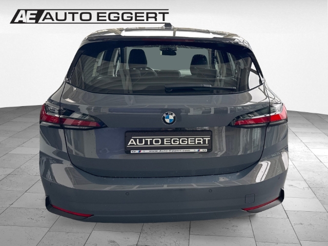 BMW 218 Active Tourer i Park-Assistent Navi Digitales Cockpit Soundsystem LED Kurvenlicht El. Heckklappe