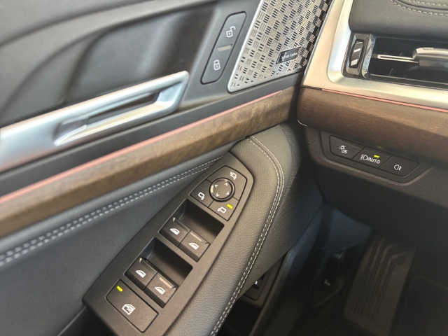 BMW 218 Active Tourer i Luxury Line Park-Assistent HUD Fondsitzverst. Navi Digitales Cockpit