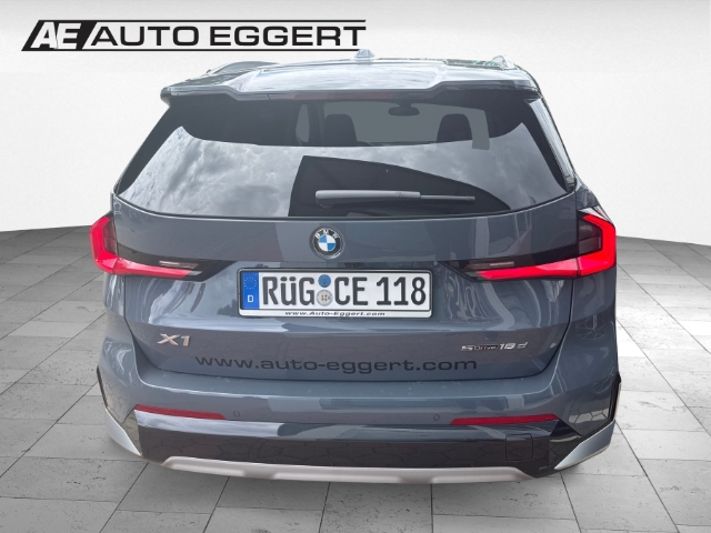 BMW X1 18d sDrive xLine Park-Assistent HUD AHK-klappbar Navi Digitales Cockpit Park-Assistent