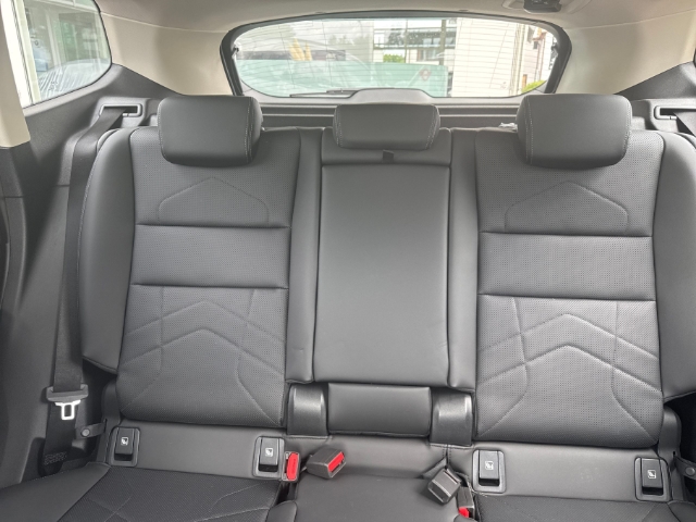 BMW X1 18d sDrive xLine Park-Assistent HUD AHK-klappbar Navi Digitales Cockpit Park-Assistent