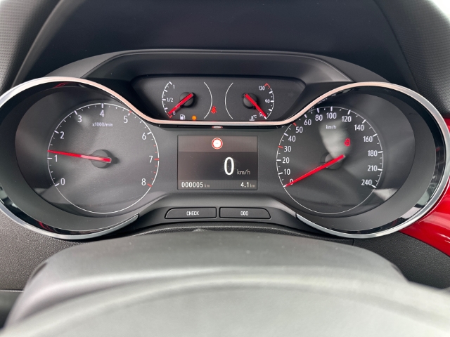 Opel Crossland GS Line AHK-abnehmbar SHZ Tagfahrlicht Klimaautom LenkradHZG Rückfahrkam. LED