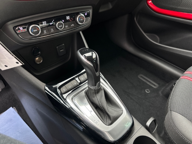 Opel Crossland GS Line AHK-abnehmbar SHZ Tagfahrlicht Klimaautom LenkradHZG Rückfahrkam. LED