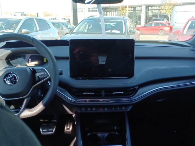 Skoda Enyaq 85 x 85x Sportline 82 kWh Bat terie Elektromoto HUD AD AHK-klappbar Navi digitales Cockpit
