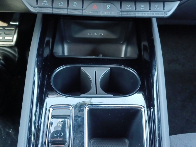 Skoda Enyaq 85 x 85x Sportline 82 kWh Bat terie Elektromoto HUD AD AHK-klappbar Navi digitales Cockpit