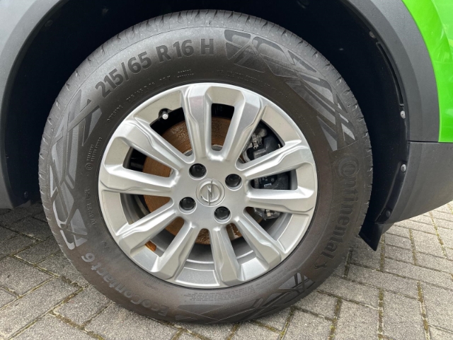 Opel Mokka-e LED Keyless ACC Fernlichtass. LED-hinten LED-Tagfahrlicht Klimaautom Digitales Cockpit
