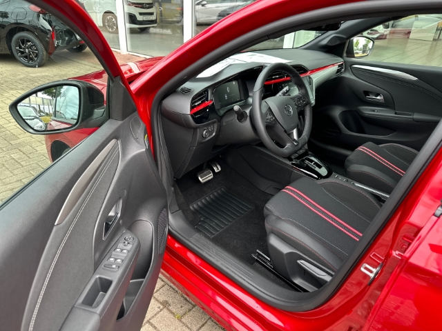 Opel Corsa GS digitales Cockpit LED Scheinwerferreg. Klimaautom DAB SHZ LenkradHZG Spurhalteass.