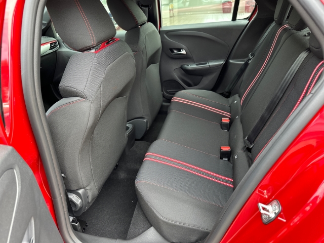 Opel Corsa GS digitales Cockpit LED Scheinwerferreg. Klimaautom DAB SHZ LenkradHZG Spurhalteass.