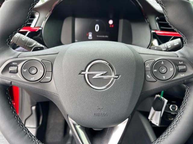 Opel Corsa GS digitales Cockpit LED Scheinwerferreg. Klimaautom DAB SHZ LenkradHZG Spurhalteass.