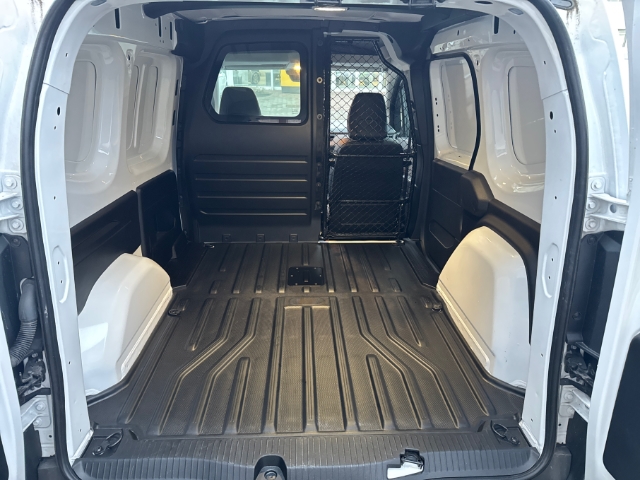 Nissan Townstar EV N-Connecta Navi Tech Kasten L1 2,2t 360 Kamera LED Apple CarPlay Android Auto
