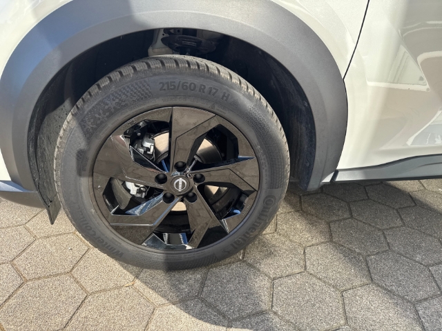 Nissan Juke N-Style LED DAB Keyless Entry Keyless Spurhalteass. Fernlichtass. Notbremsass.