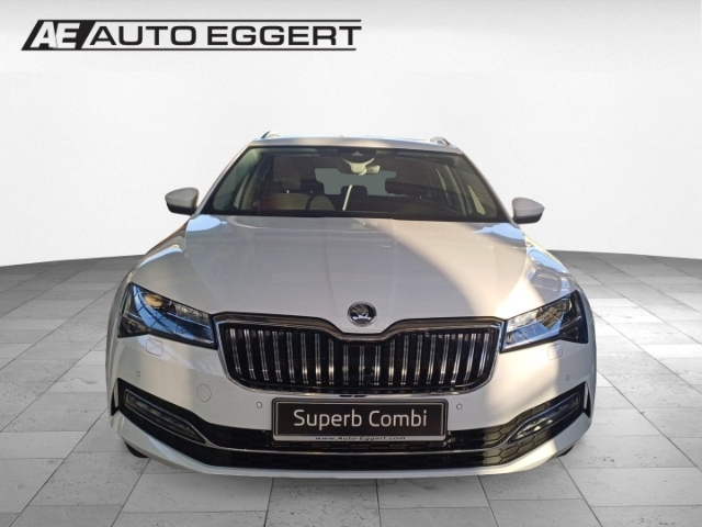 Skoda Superb Combi Style 2,0 TDI 110 kW 7-Gang DSG StandHZG AHK Navi digitales Cockpit Memory Sitze