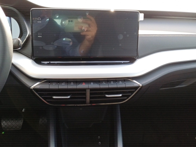 Skoda Octavia Combi Ambition 1,5 TSI e-TEC  7-Gang DSG , Anhängerkupplung, Rückfahrkamera,Navigation