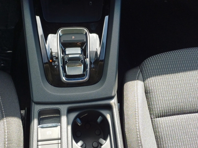 Skoda Octavia Combi Ambition 1,5 TSI e-TEC  7-Gang DSG , Anhängerkupplung, Rückfahrkamera,Navigation