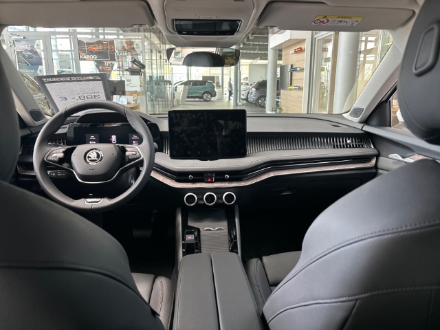 Skoda Superb 2.0 110kW EU6e Combi L&K 2,0 TDI 110 k W 7-Gang automat.