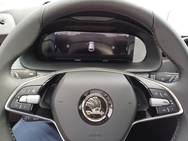 Skoda Scala Drive 1,0 TSI 85 kW 6-Ga ng mech. Sportpaket AHK-klappbar digitales Cockpit