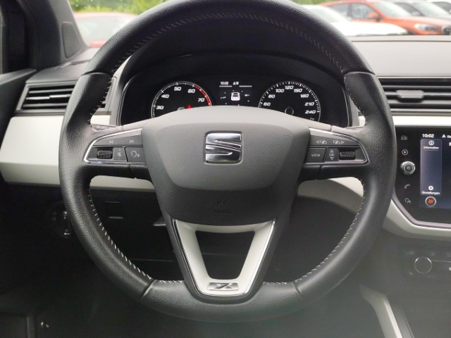 Seat Arona 1.0 TSI Xcellence BEATS, Sitzheizung, Bluetooth