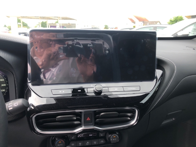 Nissan Juke Tekna Bose 1.0 DIG-T 114 PS 6MT Voll LED Scheinwerfer 360 Kamera Apple CarPlay