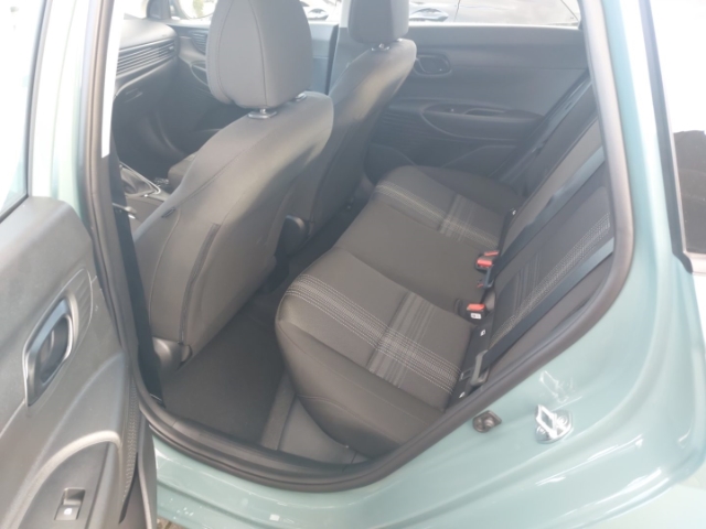 Hyundai i20 EU6e FL (MY25) 1.2 Benzin (79 PS) 5-MT 2WD Select
