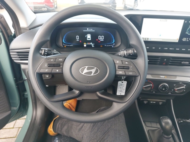 Hyundai i20 EU6e FL (MY25) 1.2 Benzin (79 PS) 5-MT 2WD Select