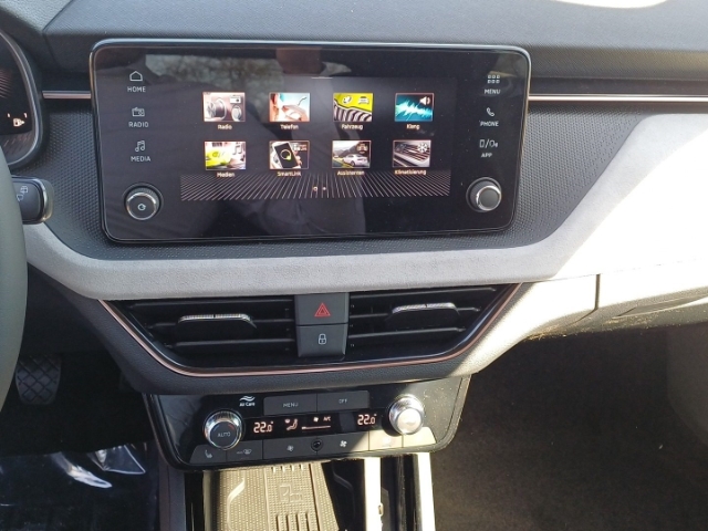 Skoda Kamiq Selection 1,0 TSI digitales Cockpit LED Sperrdiff. Apple CarPlay Android Auto