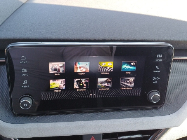 Skoda Kamiq Selection 1,0 TSI digitales Cockpit LED Sperrdiff. Apple CarPlay Android Auto