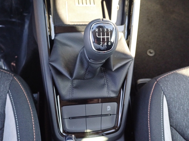 Skoda Kamiq Selection 1,0 TSI digitales Cockpit LED Sperrdiff. Apple CarPlay Android Auto