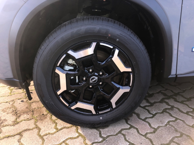 Nissan X-Trail e-Power 4x4 e-4orce N-Trek 1.5 VC-T EU6d HUD  Navi Memory Sitze Soundsystem