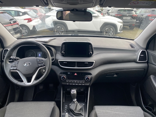 Hyundai TUCSON Advantage FL MJ20 1.6 GDi M T 2WD Sonderedition ADV