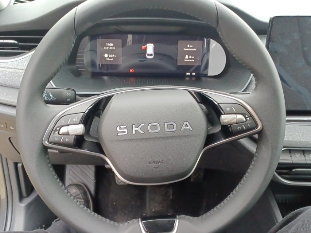 Skoda Octavia Combi Selection 1,5 TS I 110 kW 6-Gang-S AHK-klappbar