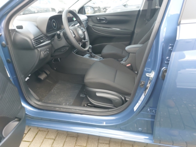 Hyundai i20 1.0 T-GDI 7-DCT Prime Navi Bose LED SHZ hinten Apple CarPlay