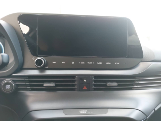 Hyundai i20 1.0 T-GDI 7-DCT Prime Navi Bose LED SHZ hinten Apple CarPlay