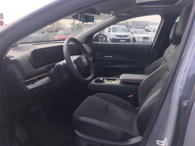 Nissan Ariya Evolve Pack 4x4 e-4orce HUD Panorama Navi Leder Memory Sitze Soundsystem Bose
