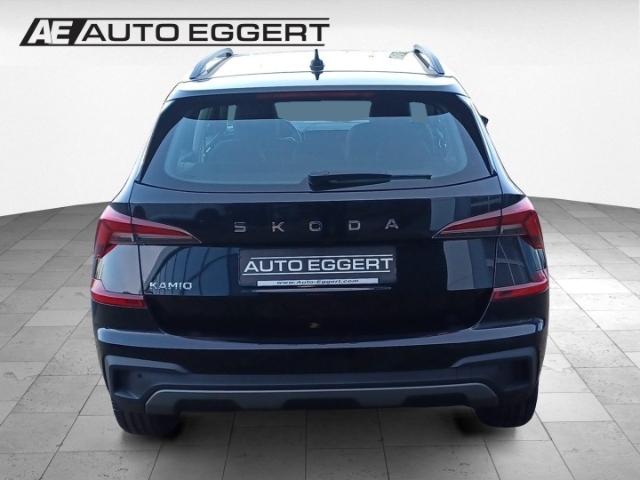 Skoda Kamiq Tour 1,5 TSI 110 kW 7-Ga ng-DSG Navi digitales Cockpit LED