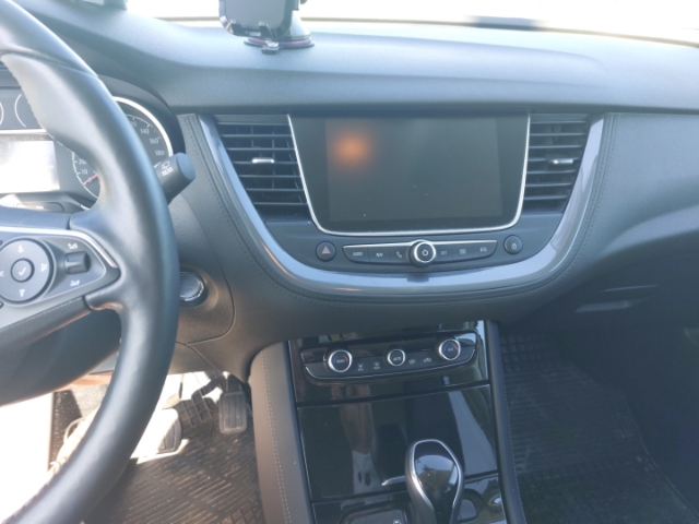 Opel Grandland INNOVATION 1.2 AUTOMATIK Navi LED 360 Kamera El. Heckklappe Apple CarPlay