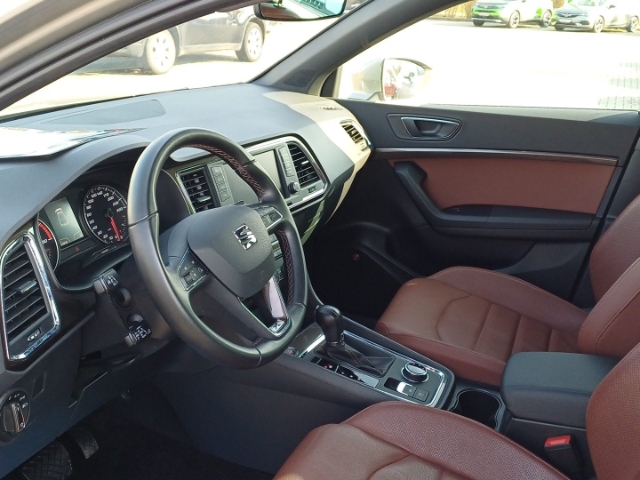 Seat Ateca Xcellence AHK-klappbar Navi Leder Soundsystem LED ACC El. Heckklappe Apple CarPlay