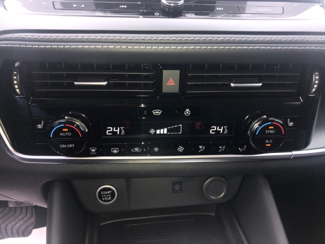 Nissan Qashqai N-Connecta 1.3 DIG-T MHEV EU6e HUD Navi 360 Kamera LED El. Heckklappe Apple CarPlay
