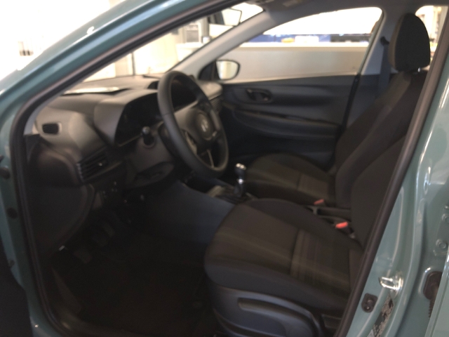 Hyundai i20 FL (MY25) 1.2 Benzin Select Navi Apple CarPlay Android Auto Musikstreaming DAB