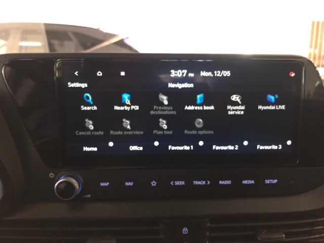 Hyundai i20 FL (MY25) 1.2 Benzin Select Navi Apple CarPlay Android Auto Musikstreaming DAB