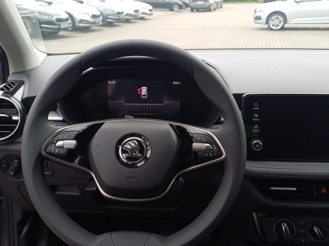 Skoda Fabia 1,0 MPI Selection LED Sperrdiff. Apple CarPlay Android Auto Musikstreaming