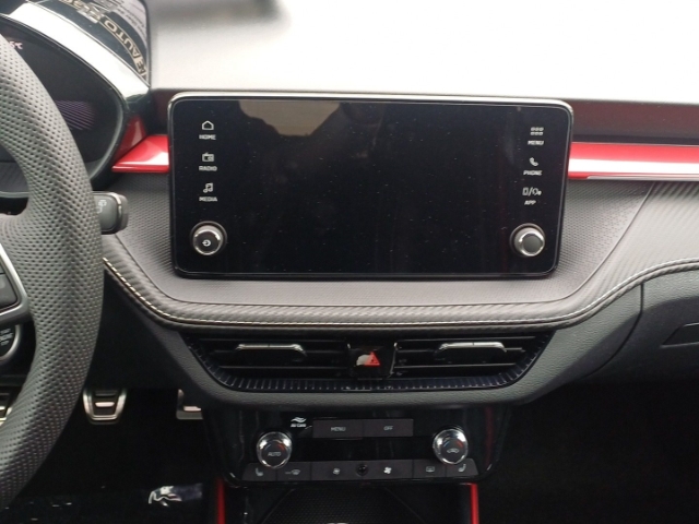 Skoda Fabia Monte Carlo 1,0 TSI 70 kW  5-Gang-Schaltge LED Sperrdiff. ACC Apple CarPlay