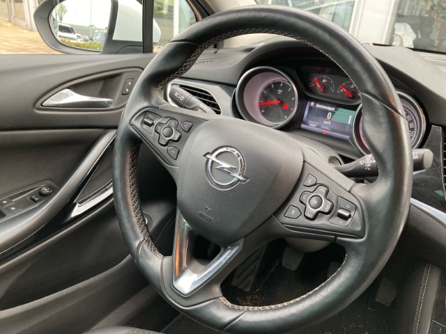 Opel Astra Innovation 1.4 Sports Tourer Navi LED El.Heckklappe Apple CarPlay Android Auto