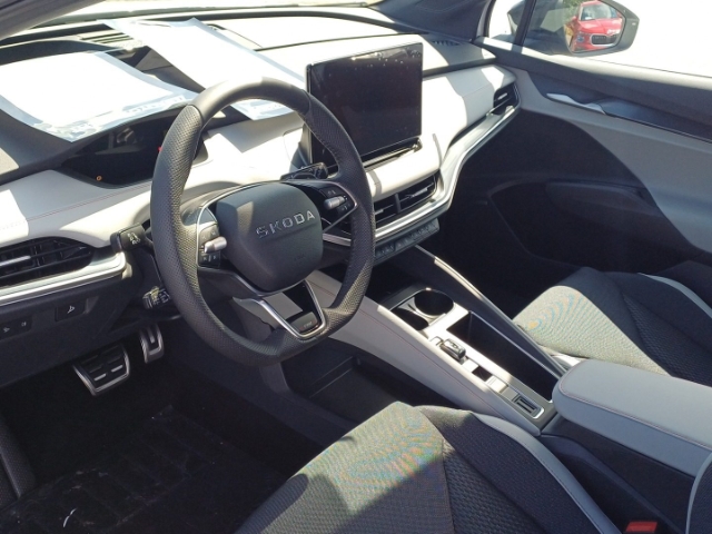 Skoda Elroq First Edition Elektromotor 210 kW 1-Gang-Aut Navi Digitales Cockpit Memory Sitze