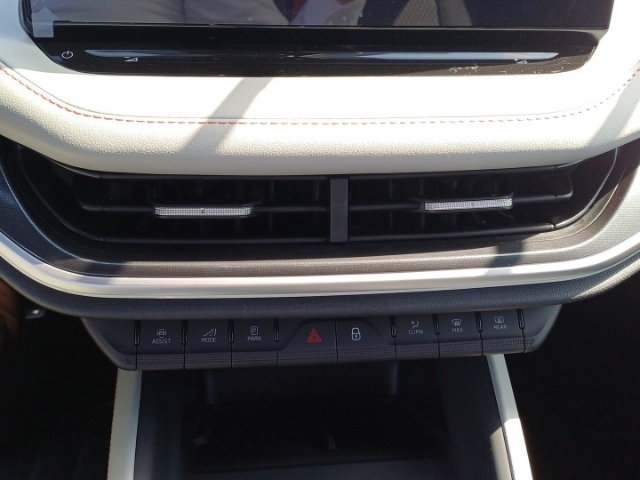 Skoda Elroq First Edition Elektromotor 210 kW 1-Gang-Aut Navi Digitales Cockpit Memory Sitze