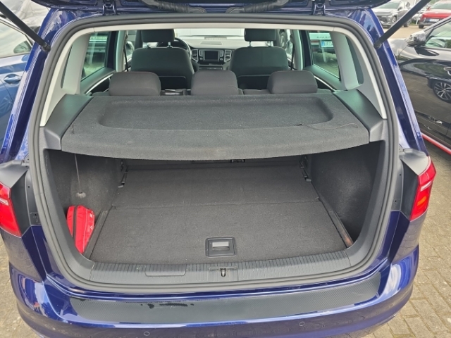 VW Golf Sportsvan VII Sound BMT Start-Stopp 1.2 TSI AHK-klappbar Soundsystem Dynaudio
