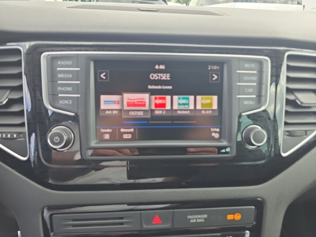 VW Golf Sportsvan VII Sound BMT Start-Stopp 1.2 TSI AHK-klappbar Soundsystem Dynaudio